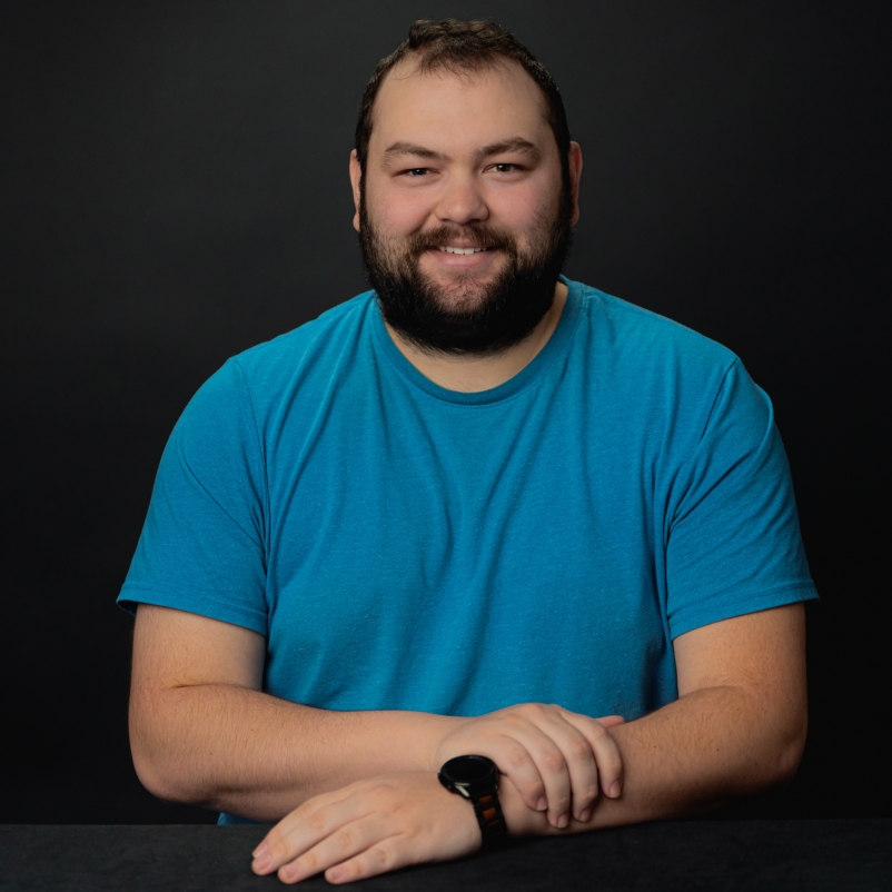 headshot of Holden Steinhauser